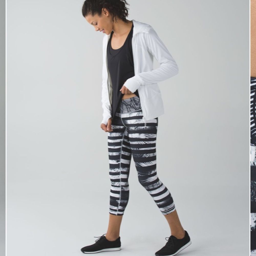 Lululemon Wunder Under Crop II